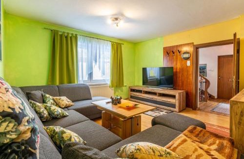 Ebene Reichenau Casa | Holiday Home Haus Hilda by Interhome