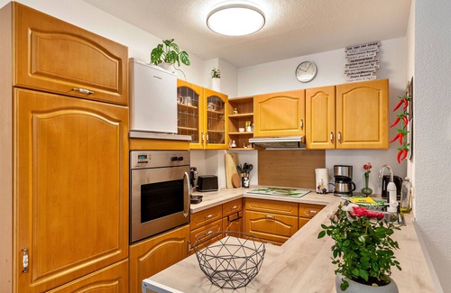 Schindeldorf Casa | Casa de vacaciones 'Heike's Waldidyll' con terraza privada, jardín privado y Wi-Fi