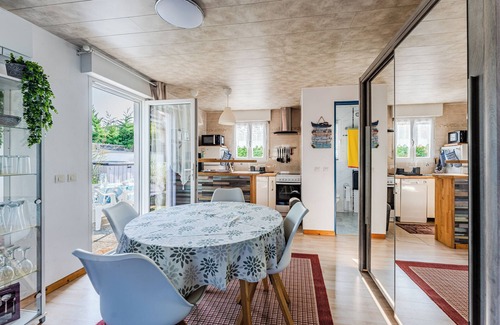 Gujan-Mestras Casa | Casa de vacaciones 'Henriela - Studio 2 Personnes' con terraza privada, Wi-Fi y aire acondicionado