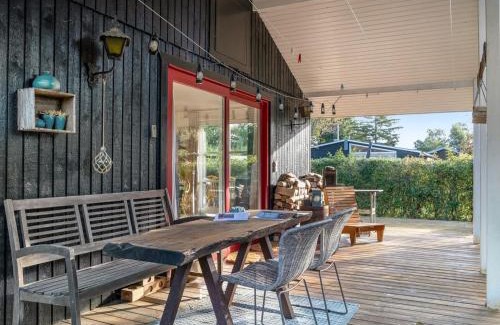 Kongsnæs Casa | Holiday Home Heraldine - 400m from the sea by Interhome