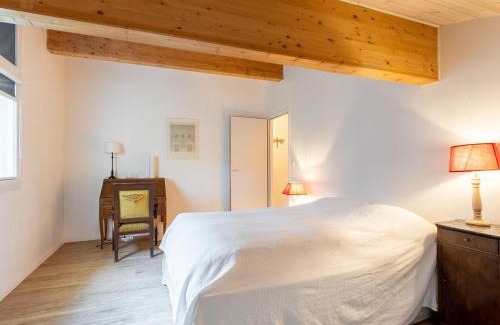 Lacanau Casa | Holiday Home Hibiscus by Interhome