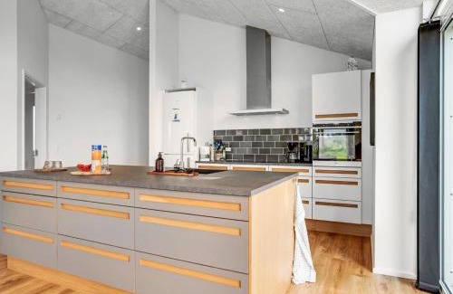 Nordost Casa | Holiday Home Hildegardt - 150m from the sea by Interhome
