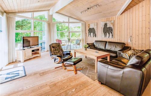 Hojby Casa | Holiday Home Hjortestien Højby X