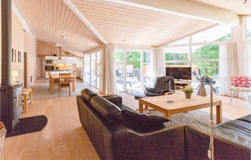 Hojby Casa | Holiday Home Hjortestien Højby X