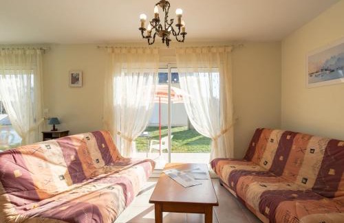 Le Pouldu Casa | Holiday Home Hortensias by Interhome