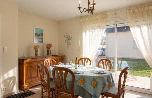 Le Pouldu Casa | Holiday Home Hortensias by Interhome
