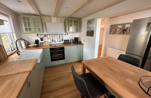 Norden Casa | Holiday Home 'Huus Ant Diek with Pool' with Private Terrace, Private Garden and Wi-Fi
