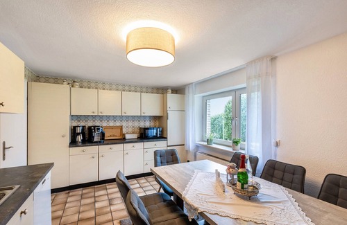 Bad Muenstereifel Casa | Casa de vacaciones 'Igelweg' con terraza privada y jardín privado