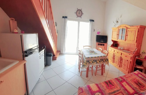 Port-la-Nouvelle Casa | holiday home in residential area near the sea
