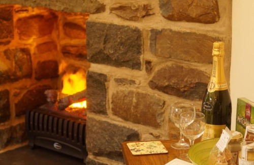 Talybont Casa | Holiday Home Idnusia