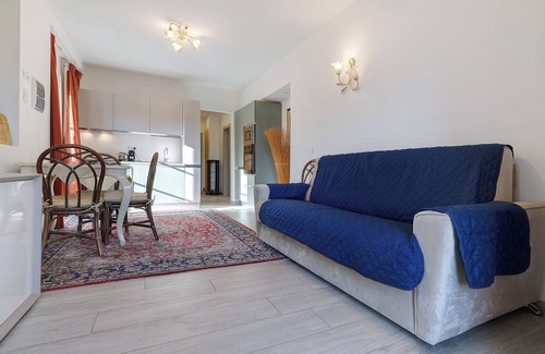Briffi Casa | Casa de vacaciones 'Il Casale Bilocale - A 6km Finale' con vistas a la montaña