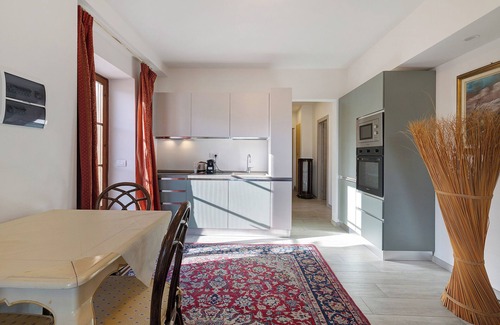Briffi Casa | Casa de vacaciones 'Il Casale Bilocale - A 6km Finale' con vistas a la montaña
