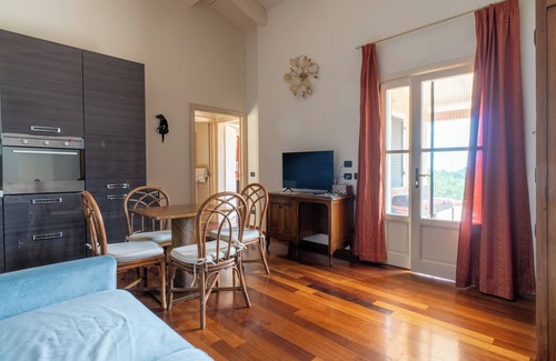 Briffi Casa | Casa de vacaciones 'Il Casale - Villa - 6km Da Finale' con vistas a la montaña