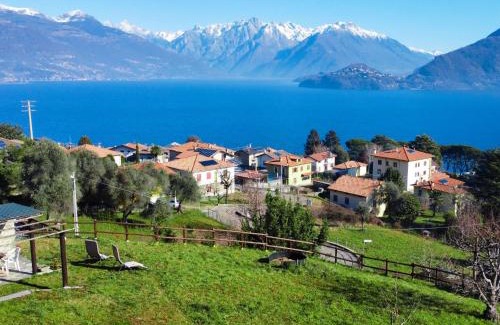Calozzo Casa | Holiday Home Il Cortile by Interhome