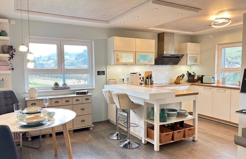 Watzerath Casa | Casa de vacaciones 'Im Grünen' con terraza privada, Wi-Fi y aire acondicionado