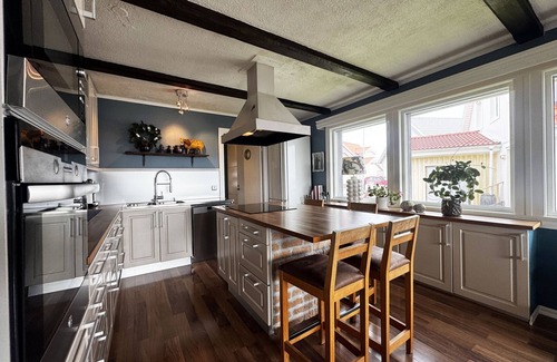 Kungshamn Chalet De Esquí | Holiday home in beautiful Kungshamn – perfect for two families | SE09079