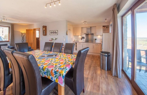 Borlon Casa | Casa de vacaciones en Borlon con terraza