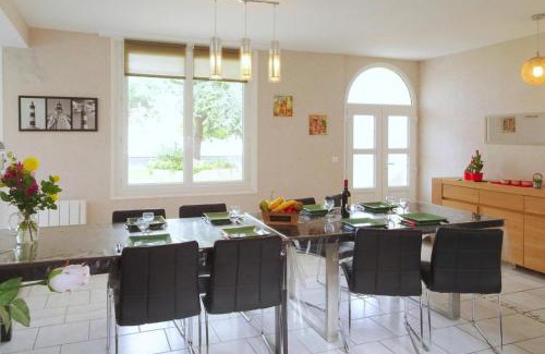 Saint-Martin de Brehal Casa | Holiday Home in Bréhal near Sandy Beach