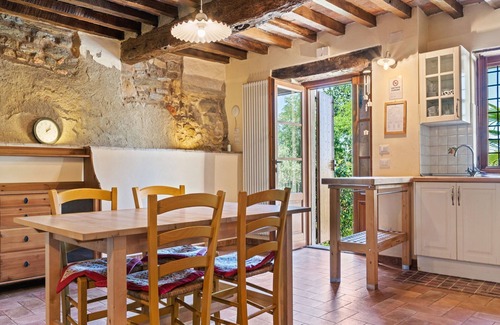 Ca' de' Grimaldi Casa | Casa en Ca' De' Grimaldi con jardín