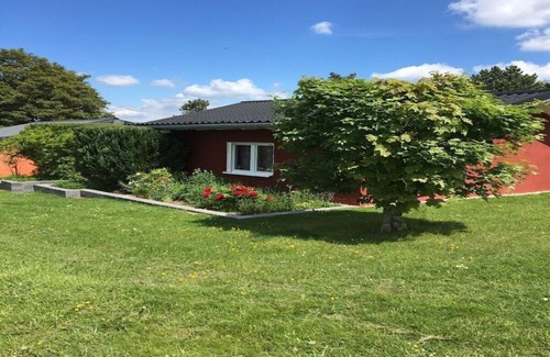Daun Casa | Holiday home in Daun with swimming pool