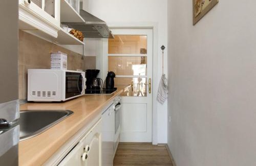Drnis Casa | Holiday Home in Drni with Pool & Etnoland