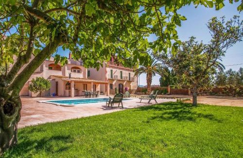Sant Pere Pescador Casa | Holiday Home in St Pere Pescador with Pool