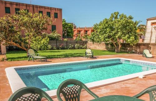 Sant Pere Pescador Casa | Holiday Home in St Pere Pescador with Pool