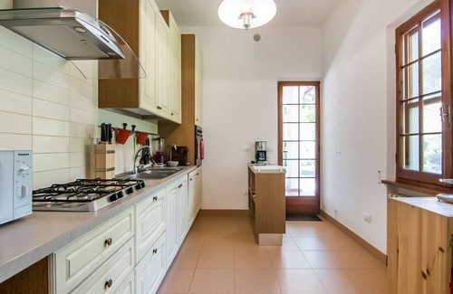 Fano Casa | Casa de vacaciones en Fano con jardín