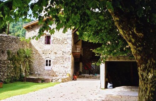 Pont-de-Labeaume Casa | Holiday Home in Ardèche near Château Ventadour