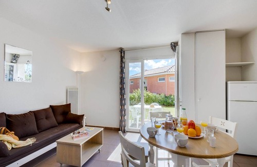 Colombiers Casa | Casa Vacacional en Francia con Terraza