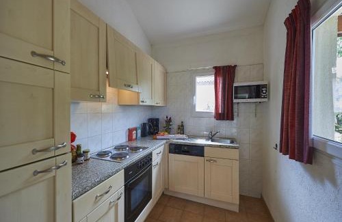 Mauroux Casa | Holiday Home in France with Private Terrace