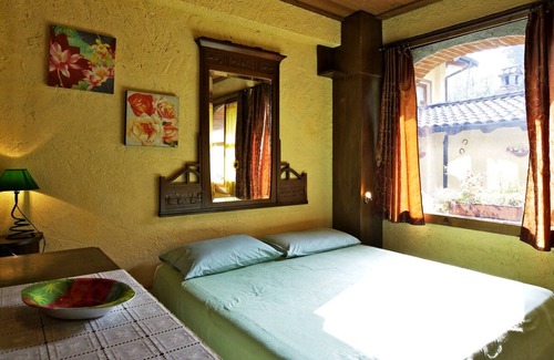 Rancio Valcuvia Apartamento | Viviendas en un antiguo molino del siglo 18. Siglo. Con 10 000 metros cuadrados de terreno y piscina