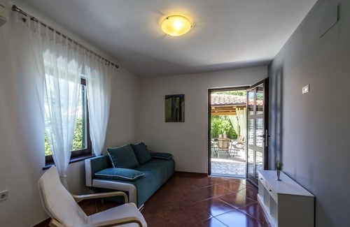 Kadumi Casa | Casa de vacaciones en Kadumi con Acondicionador, WIFI, Lavadora, Lavavajillas (625-1)