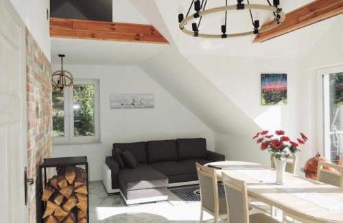 Wapnica Casa | Holiday Home in Karnocicie by Szczecin Lagoon