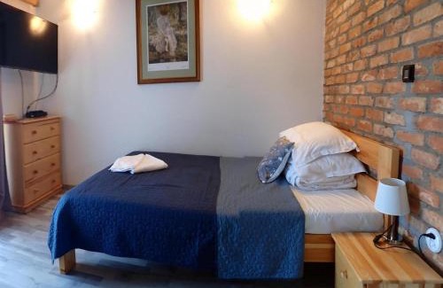 Kolczewo Casa | Holiday Home in Kolczewo with Lake Access