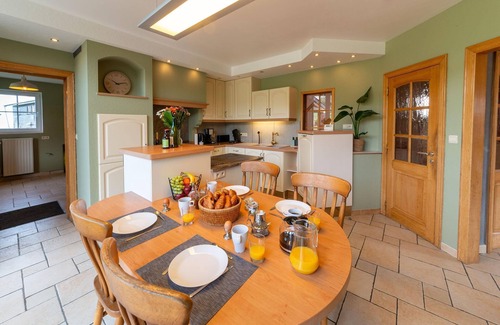 Lierneux Casa | Casa de vacaciones en Lierneux con baסo de burbujas