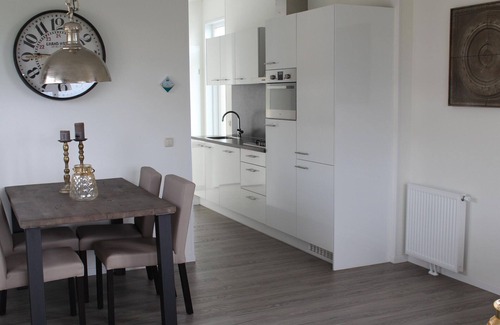 Gasthuis Casa | Holiday Home in Limburg With Outdoor Fireplace