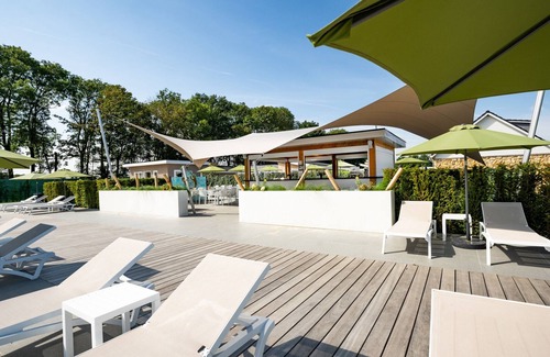 Gasthuis Casa | Holiday Home in Limburg With Outdoor Fireplace