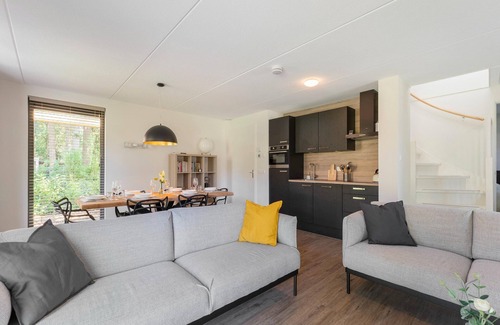Lochem Casa | Modern Holiday Home in Lochem With Private Garden