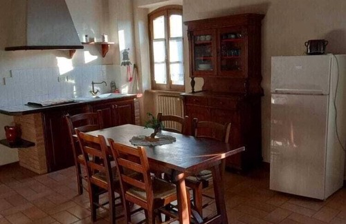 Montone Casa | Casa en Montone con piscina y jardín