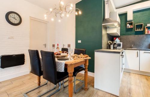 Municipality of Noordwijk Casa | Holiday Home in Noordwijkerhout near Lake