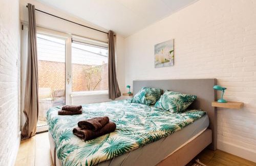 Municipality of Noordwijk Casa | Holiday Home in Noordwijkerhout near Lake