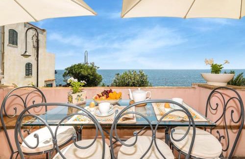 Santa Tecla Casa | Holiday Home in Santa Tecla near Etna Beach