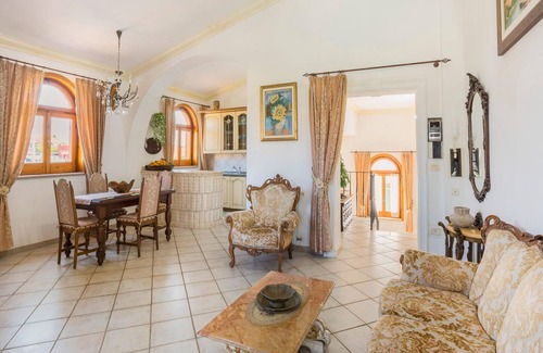 Fondo Morte Casa | Tradicional casa de vacaciones con terraza privada