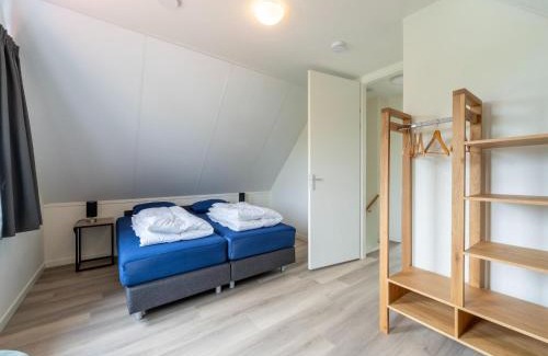 Municipality of Nissewaard Casa | Holiday Home in South Holland by Stompaarde Plas