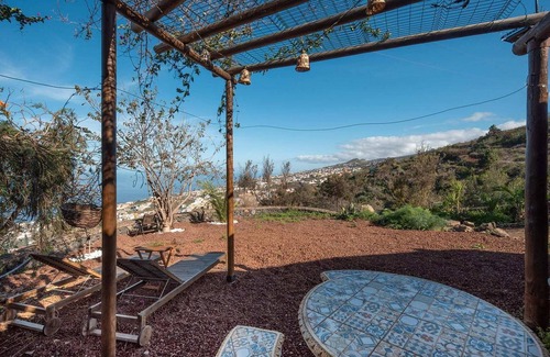 Santa Úrsula Villa | Casa en Tenerife con Jardín Privado