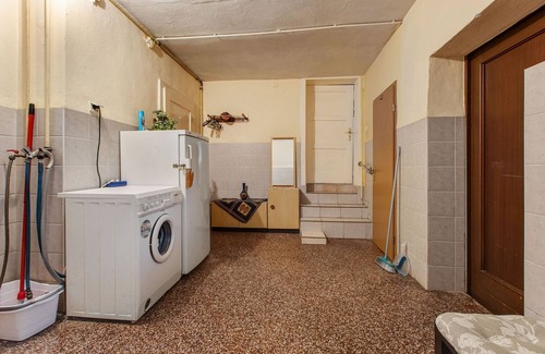 Gleichamberg Casa | Moderna casa de vacaciones en Gleichamberg con piscina