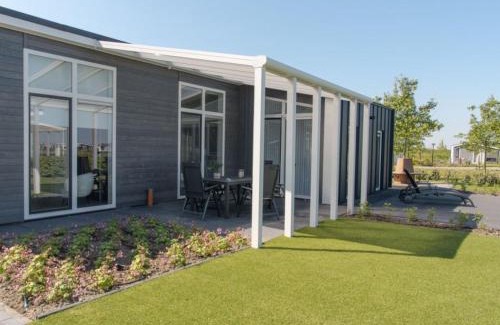 Wemeldinge Casa | Holiday Home in Zeeland with Workation Setup