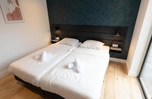 Zevenhuizen Casa | Holiday Home in Zevenhuizen with Sauna Bubble Bath