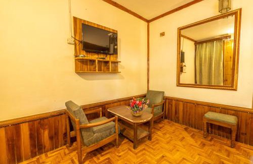 Old Manali Hotel | Holiday Home International -Vivaan Stays